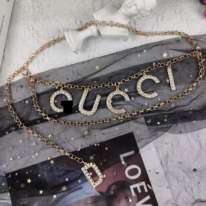 Letter pattern metal waist chain - a sexy and high-end accessory