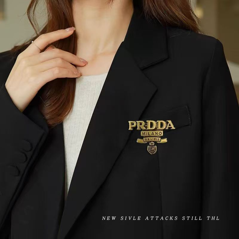 Pin/ Brooch