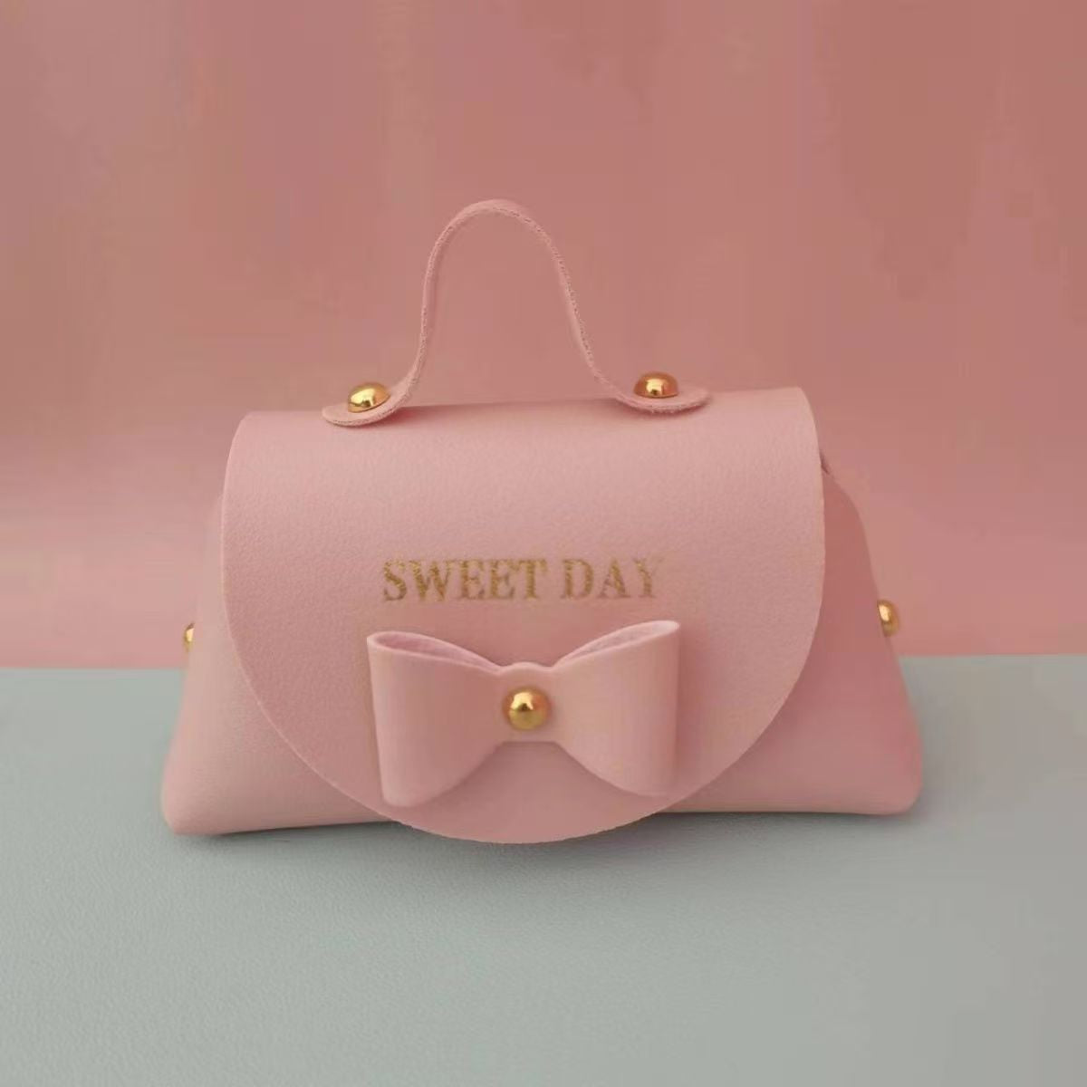 Mini bags for Jewelry&Accessories amount more than k500-not for sale